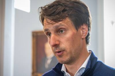 Norges favoritt valgt til ny FIS-president etter vilt stemmedrama – Eliasch angrep IOC