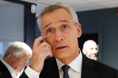 Jens Stoltenberg skal møte Nato-sjef Mark Rutte denne uken: – Regner med vi kommer til å diskture Grønland