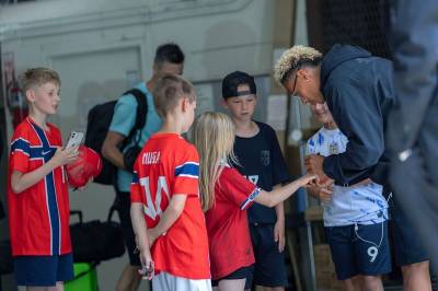 Signerte autografer