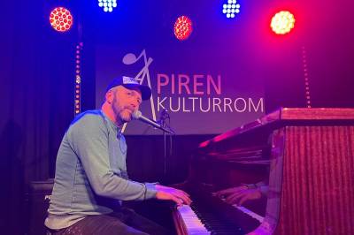Liker seg best på de små scenene