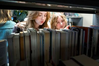 Leser du mye heller faktabøker enn skjønnlitteratur? Da kan du gå glipp av store fordeler.