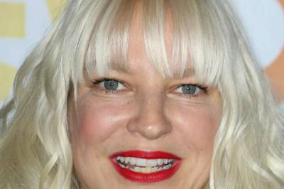 Nå må hun punge ut