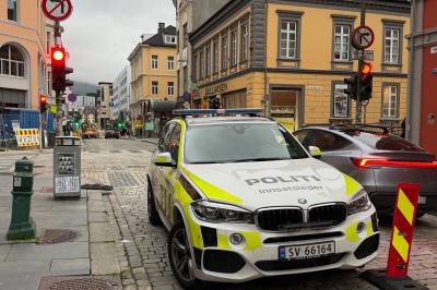 Politiaksjon etter melding om knivtrussel