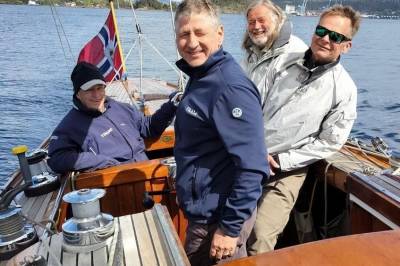 Slik minnes vennene kong Harald: – En av gutta
