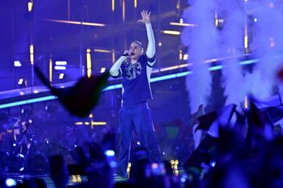 Eurovision-topp må gå
