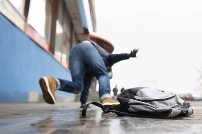 Hvorfor er is glatt?