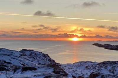 Nei, havstrømmen som bringer varmere vann opp langs norskekysten vil ikke stanse og gi oss kuldesjokk eller en ny istid