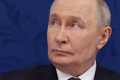 Russland hevder Ukraina angriper oljeraffinerier igjen