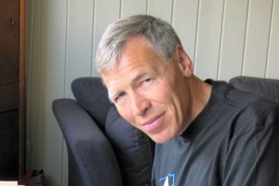 width=device-width, initial-scale=1