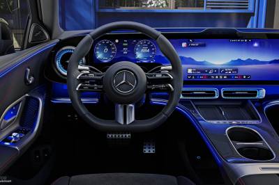 Nye Mercedes MBUX Hyperscreen er vanvittig