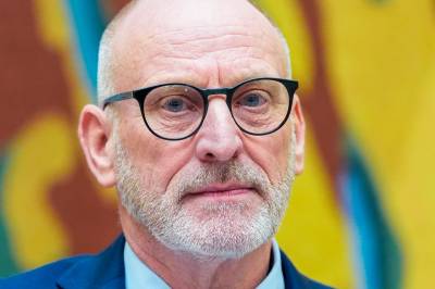 KrF vil forby nikab og burka på offentlige steder