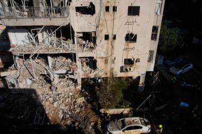 Iran og Israel fortsetter angrepene tross Trumps forhandlingsutspill