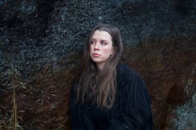 Malin Alander - Tvinnar på evighetens tråd