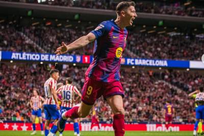 Folkene til Robert Lewandowski benytter tiden effektivt før han må svare Barcelona