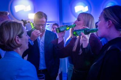 Problematisk alkoholkultur på Stortinget? 16 representanter mener det