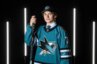 20-åring skrev vill NHL-kontrakt – blir historisk