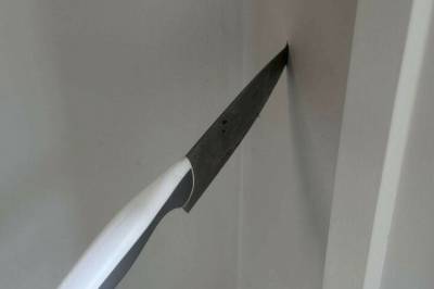 Kniven i veggen startet det hele