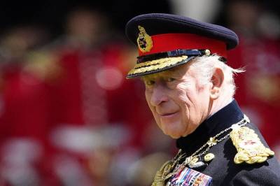 Kong Charles gir skottene ekstra fridag