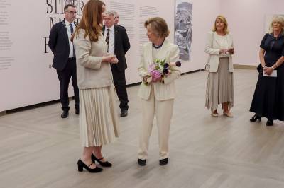 Dronning Sonja tilbake på jobb