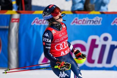 Ny Shiffrin-seier i Åre: – Helt vill kjøring