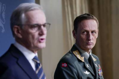 Forsvarssjefen erkjenner at F-16-flyene Norge ga til Ukraina ikke var flydyktige