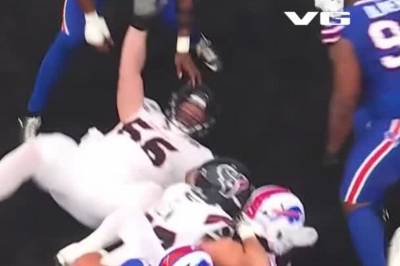 Touchdown: Montgomery, Texans