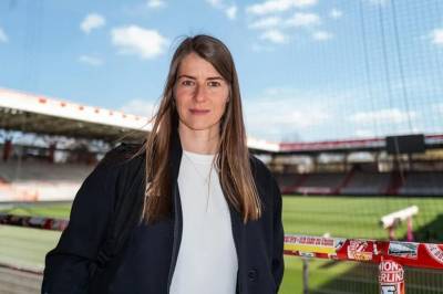 Maria-Louise Eta blir tidenes første kvinnelige hovedtrener i Bundesliga