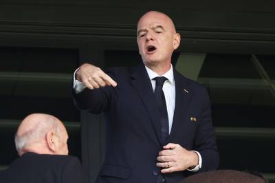 Hellas trekker støtten til Infantino