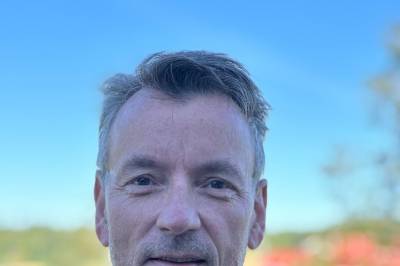 To naboer som aldri er sett i sammenheng