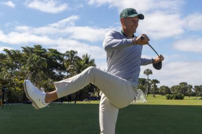Nok en golfspiller slutter i LIV Golf – timer etter at Jon Rahm bestemte seg for å trekke seg