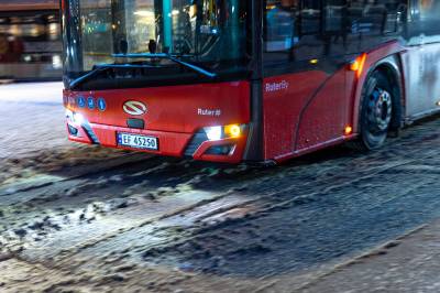 Glatte veier på Østlandet – gult farevarsel