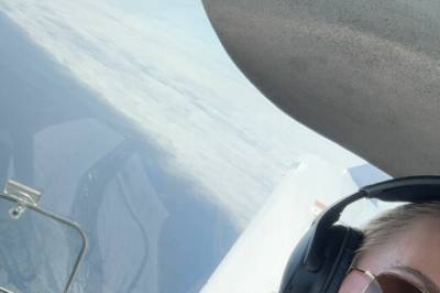 Parat ber pilotstudenter om å ikke betale skolepenger nå