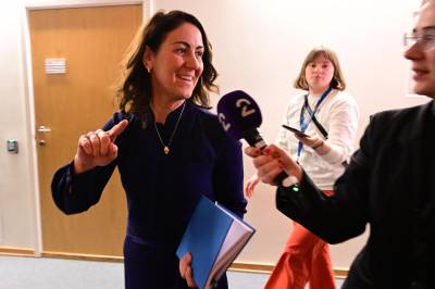 Bekreftet til VG: Forhandler videre