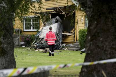 Fikk bil i stua: – Jeg hadde englevakt