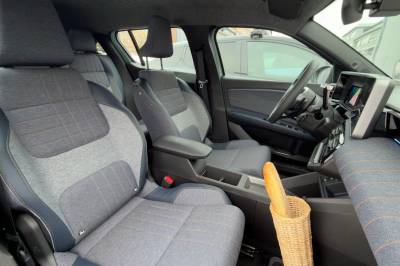 Den eneste bilen vi har testet med baguette-holder