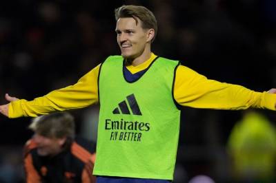 Arsenal-kamp stanset av drone: – En skam