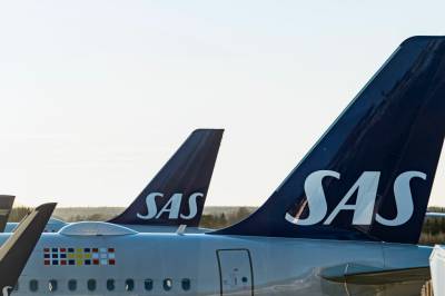 Pilot-topp sparket: - Svin