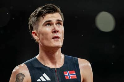 Jakob Ingebrigtsen bryter tausheten