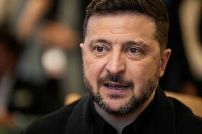 Zelenskyj sier Trump har besluttet å gi Ukraina lisens til å produsere patriot-missiler