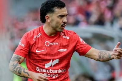 VAR gikk glipp av kontroversiell feiring - kan likevel bli straffet