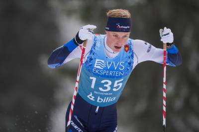 Skiskyttar Hedegart smadra langrennseliten