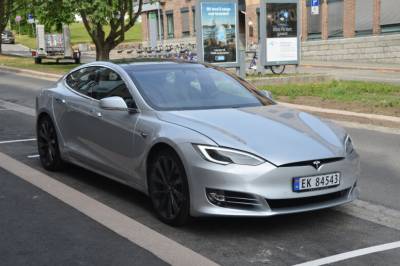 Kjøpte brukt Tesla – fikk kjemperegning