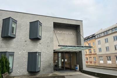 Dømt etter tre forbi­kjøringer med lastebil