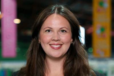 Fikk toppjobb uten utdanning: – Hadde aldri klart det fra hjemmekontor