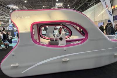 Oppblåsbare trimaraner med kamikaze-sklie