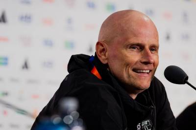 Solbakken bruker reservelag – slik stiller Frankrike