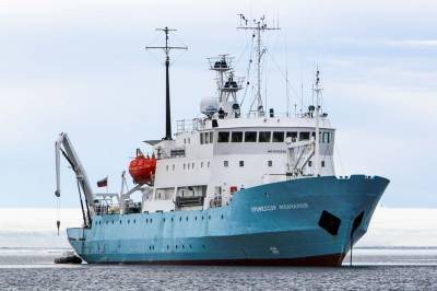 Aksjonerte i dyp hemmelighet på Svalbard: Russland raser mot skips-arrest