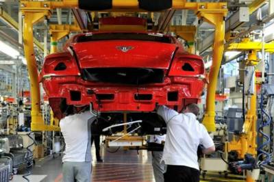 Må spare – kutter elbiler