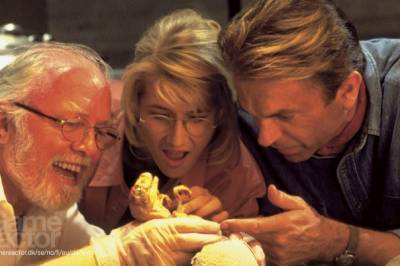 Laura Dern, Sam Neil og Jeff Goldblum vender tilbake til den første Jurassic Park i Super Bowl-reklame