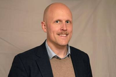 width=device-width, initial-scale=1